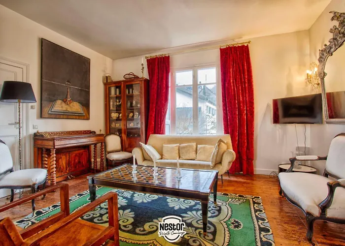 Penzion Del Arte — Family House, Sea View & Parking Villerville